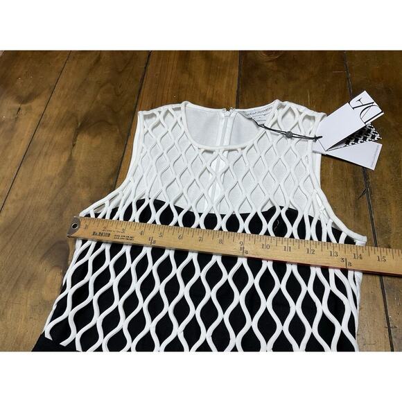 Diane von Furstenberg Size 4 Leonora Netted Two Tone Dress Ponte Knit - Picture 9 of 14